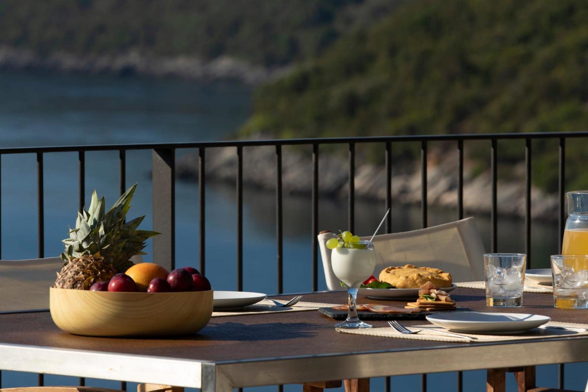 Villa Kalamos - Modern Villa In Sivota Bay With Direct Access To Sea Buitenkant foto
